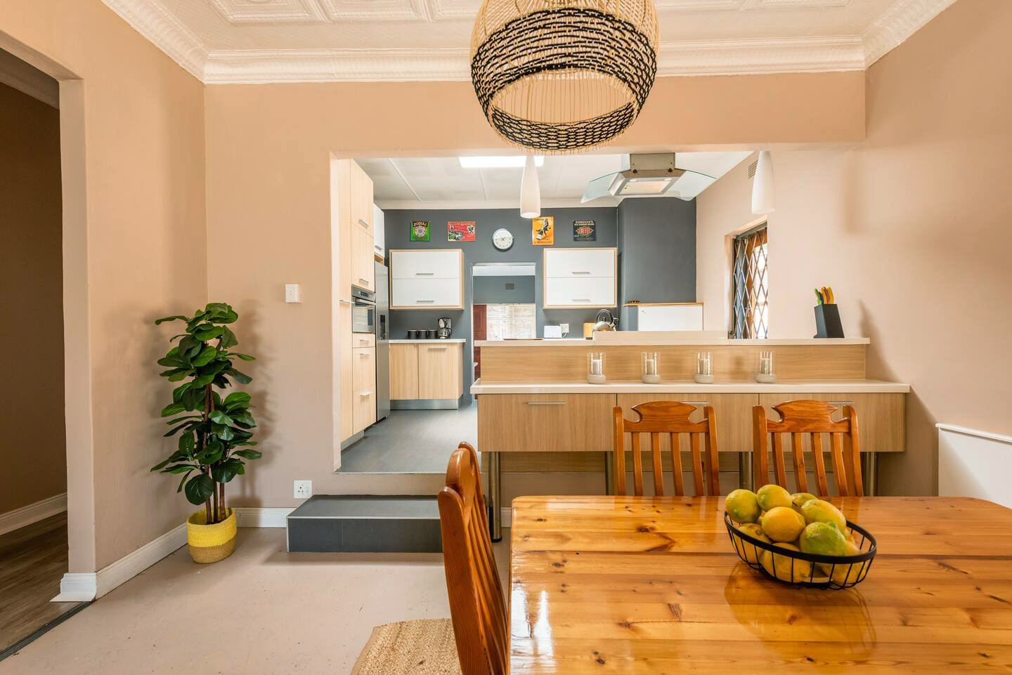 eb72407f-d58b-4bd6-ad2e-71b3f4542ab9